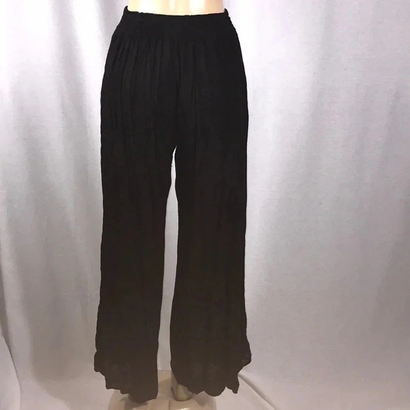 Celina Size L/XL Black 100% Rayon Wide Leg Pants With Side Openings. New - Picture 4 of 4